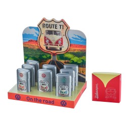 F12076 | VW ON THE ROAD...